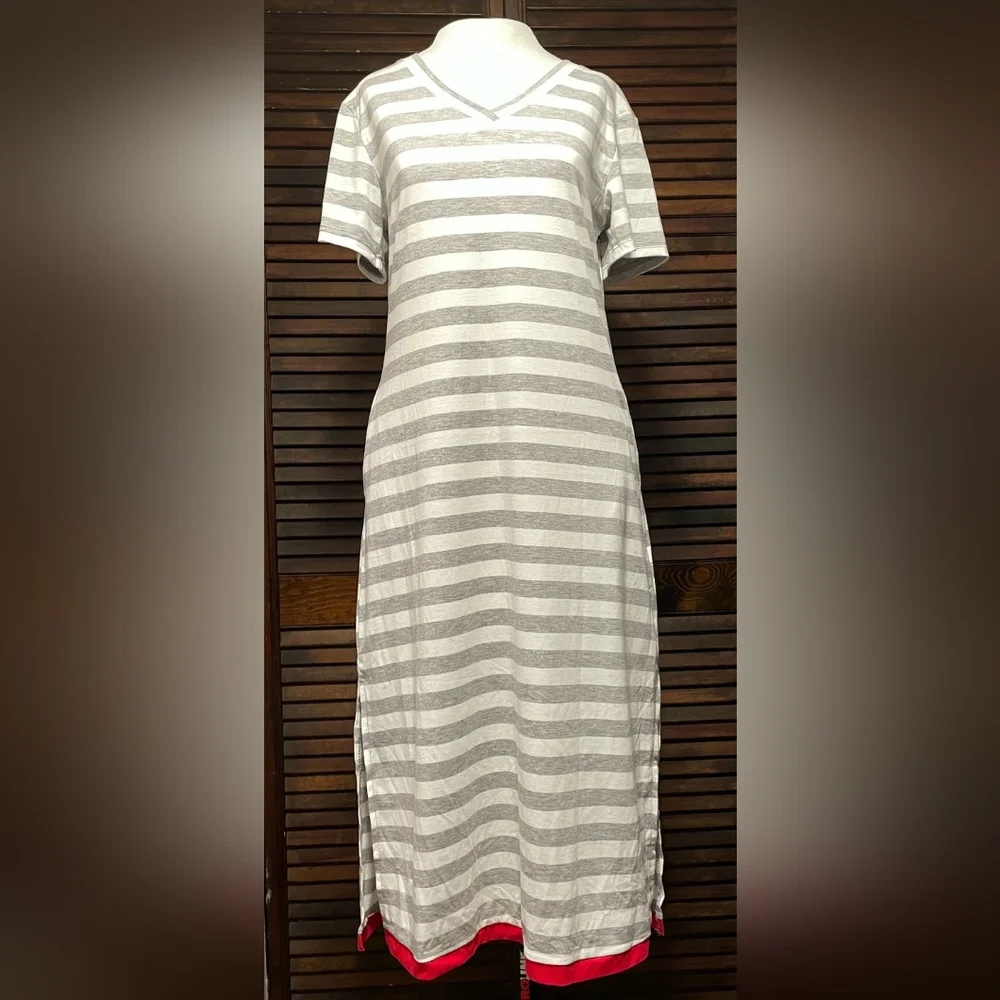 Dokotoo Short Sleeve Midi T Shirt Dress Size Small